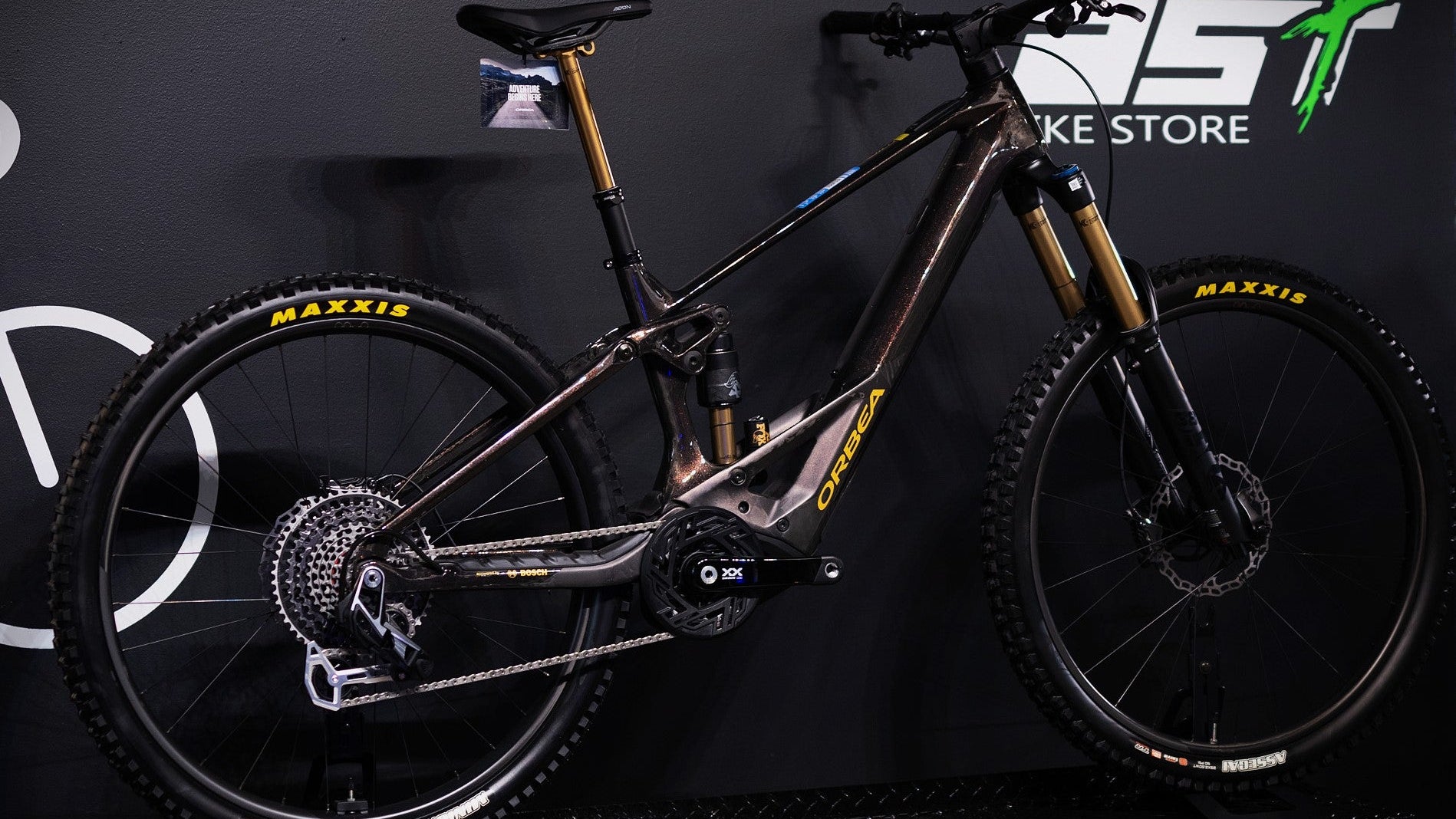 ORBEA  Wild M-LTD  RACE E-MTB