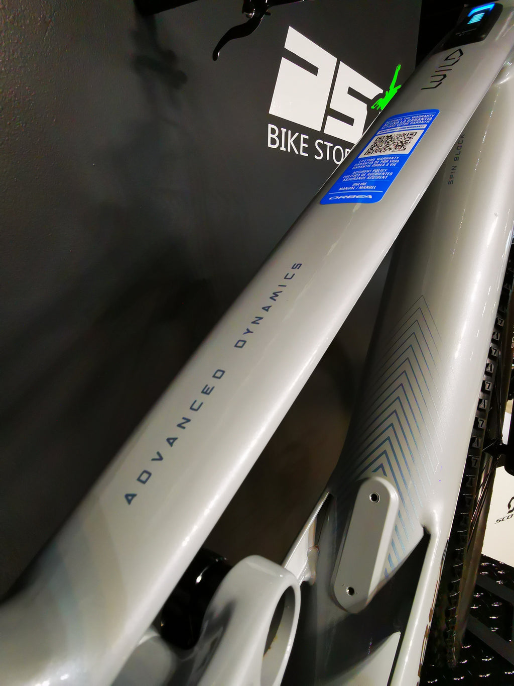 Orbea Wild ST H30 Silver E-MTB