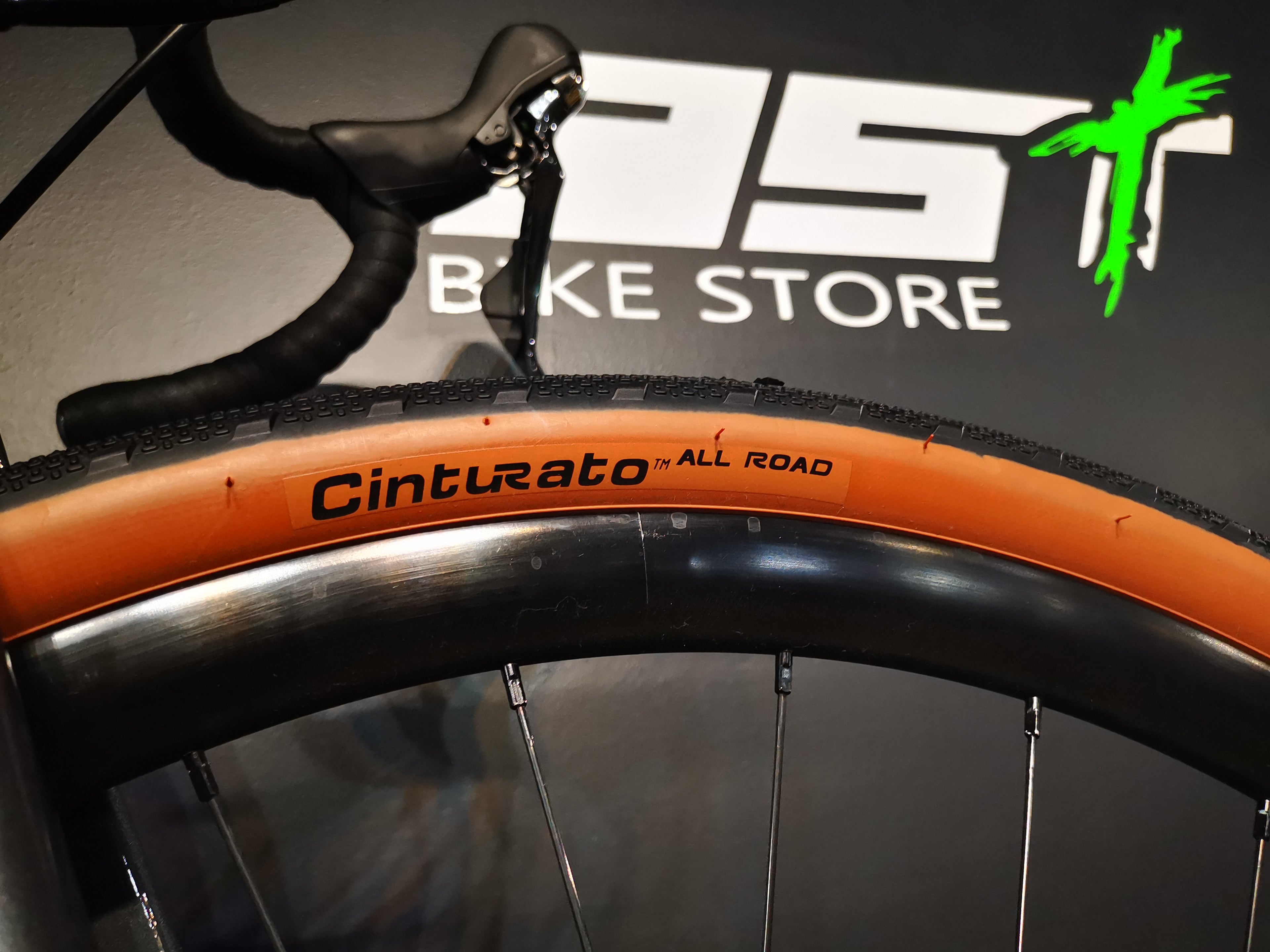 Giant Gravel/Road E+1 pro e-bike Ultegra