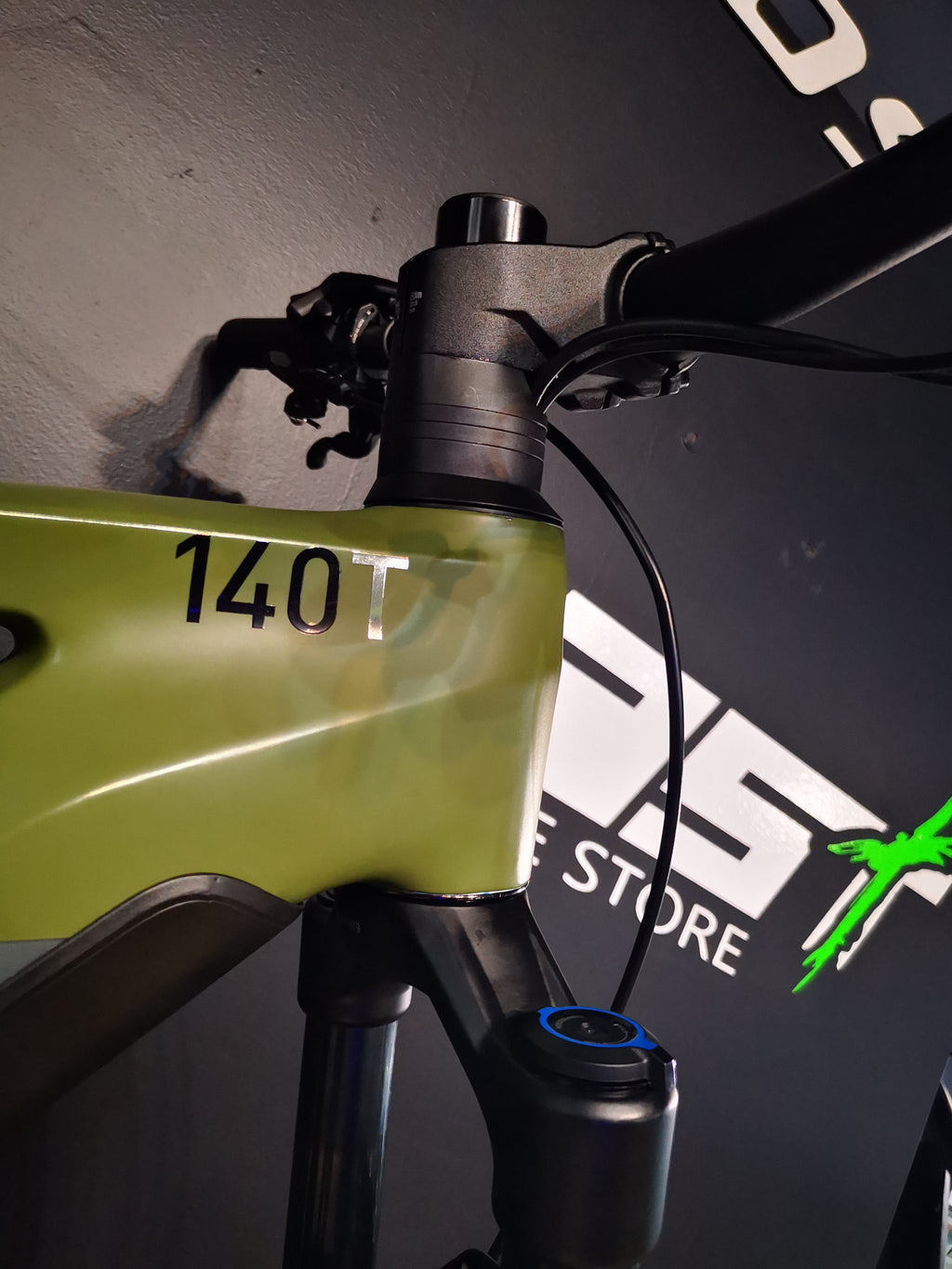 Cube HPC Estero Carbon 140T Green/silver DEMO