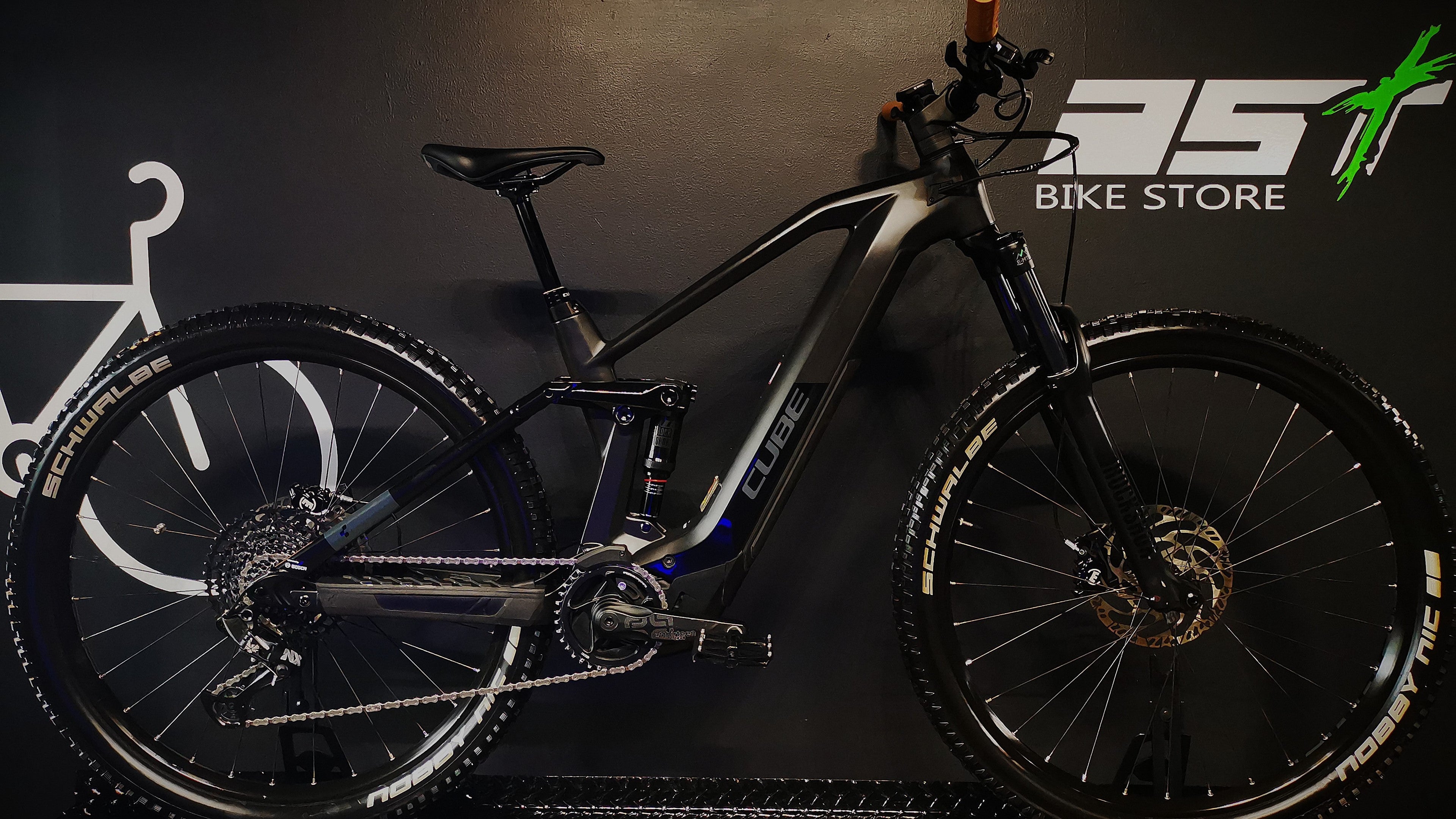 Cube HPC Estero Carbon Race 140 Black  DEMO