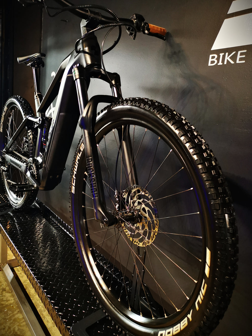 Cube HPC Estero Carbon Race 140 Black  DEMO