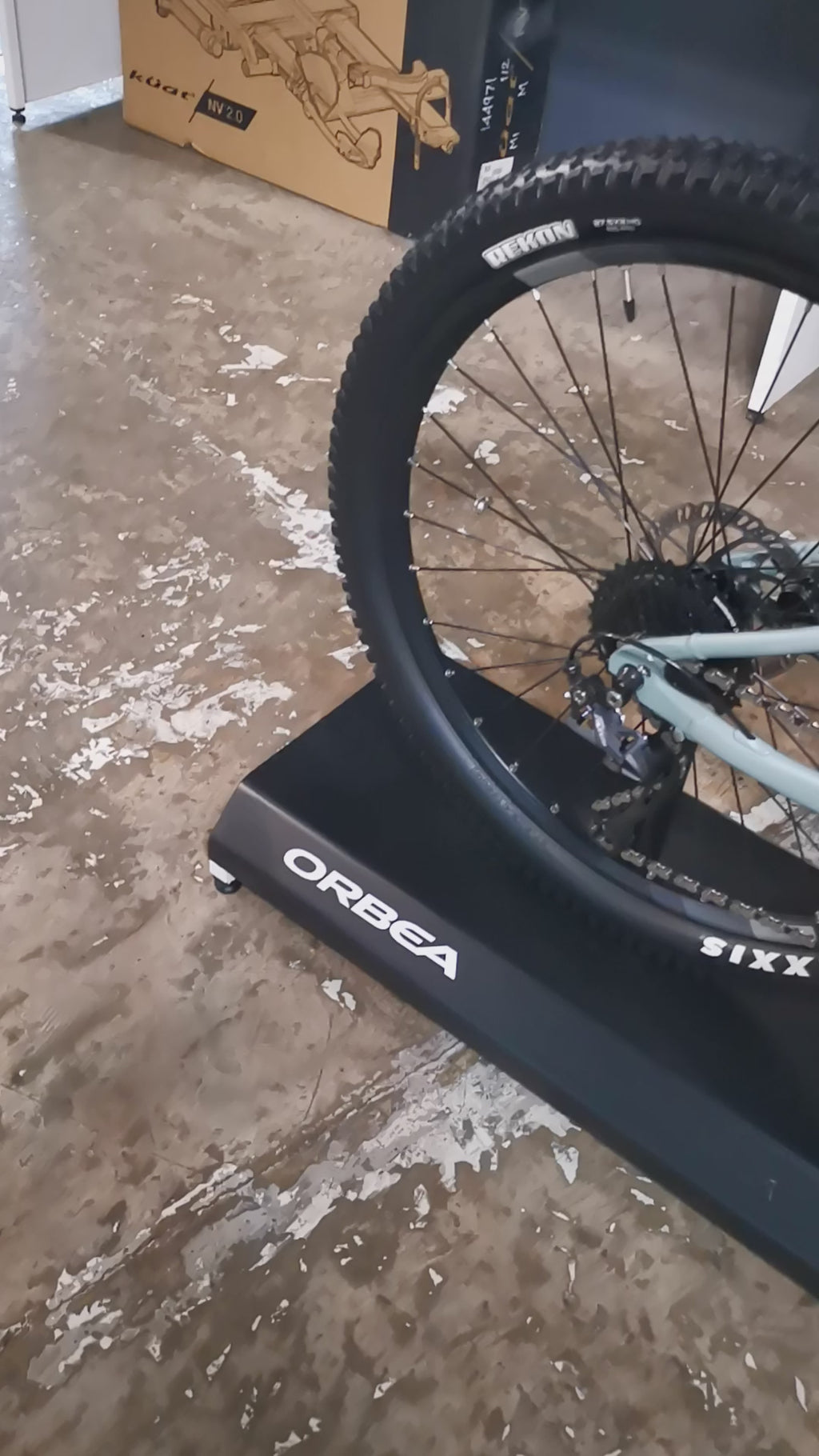 Giant Liv Tempt e+3 e-MTB